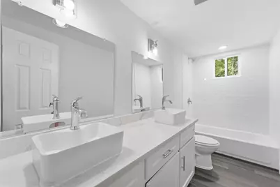 2281 Des Jardines Street, Houston, TX 77023 - Photo 14