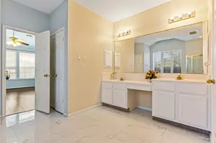 6419 Sutter Park Ln, Houston, TX 77066 - Photo 12