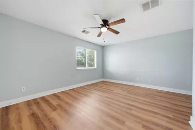 1613 Palcio Real Drive, Houston, TX 77047 - Photo 34