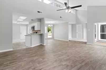 3807 Saratoga Drive, Houston, TX 77088 - Photo 6