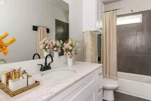 7806 Clearview St, Houston, TX 77033 - Photo 1