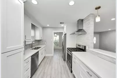 11214 Sagehaven Drive, Houston, TX 77089 - Photo 16