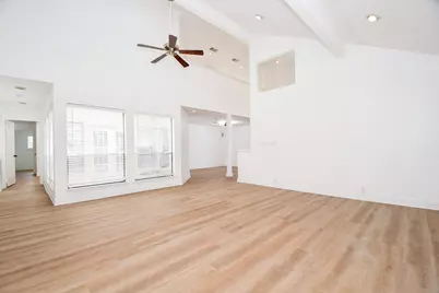 11907 Pepperdine Lane, Houston, TX 77071 - Photo 10
