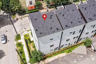 229 Willard St, Houston, TX 77006 - Photo 4