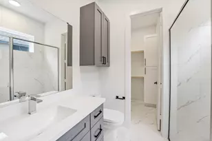 229 Willard St, Houston, TX 77006 - Photo 8