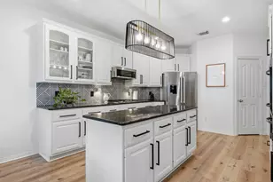 22 Picasso Path Pl, The Woodlands, TX 77382 - Photo 16