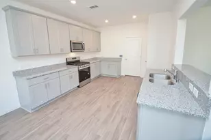 1004 Laguna Cv Dr, Katy, TX 77493 - Photo 12