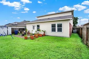 7035 Primrose Rd, Baytown, TX 77521 - Photo 8