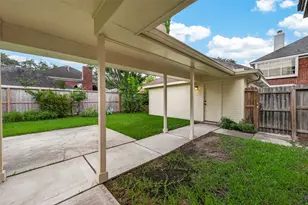 14139 Swallowfield Dr, Houston, TX 77077 - Photo 40