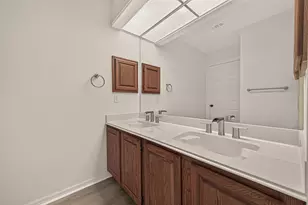 14139 Swallowfield Dr, Houston, TX 77077 - Photo 28
