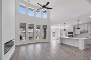 2226 Sereno Shrs Dr, Texas City, TX 77568 - Photo 10