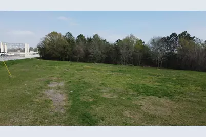 2200 Tallant Street, Baytown, TX 77520 - Photo 6