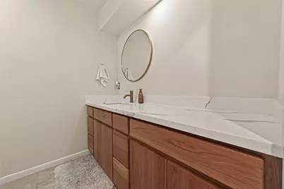 14737 Perthshire Road, Houston, TX 77079 - Photo 12