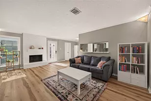 14737 Perthshire Rd, Houston, TX 77079 - Photo 6