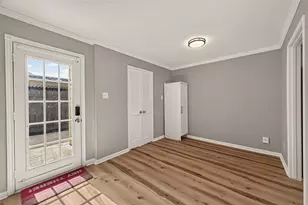 14737 Perthshire Rd, Houston, TX 77079 - Photo 8