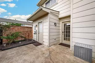 14737 Perthshire Rd, Houston, TX 77079 - Photo 20