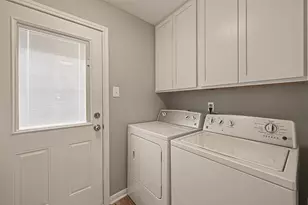 14737 Perthshire Rd, Houston, TX 77079 - Photo 12