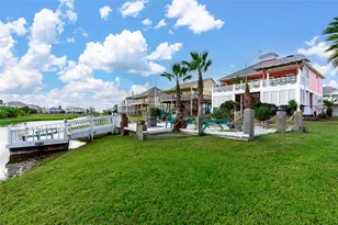 2296 E Crab St, Crystal Beach, TX 77650 - Photo 44