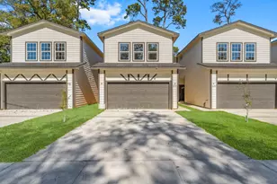 8153 Crestview Dr, Houston, TX 77028 - Photo 2