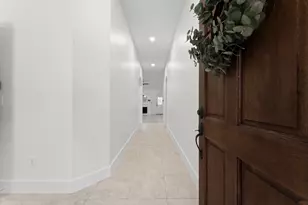 135 S Holly Laurel Cir, The Woodlands, TX 77382 - Photo 4