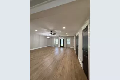 674 Meadowgreen Drive, Port Neches, TX 77651 - Photo 12