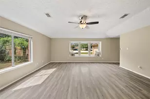 21018 Verdecove Ln, Spring, TX 77388 - Photo 6