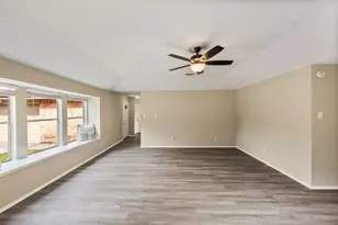 21018 Verdecove Ln, Spring, TX 77388 - Photo 2