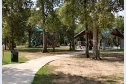 3385 Wooded Lane, Conroe, TX 77301 - Photo 4