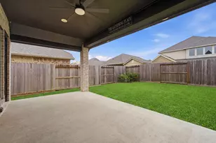 12318 Palmetto Dr, Mont Belvieu, TX 77523 - Photo 32
