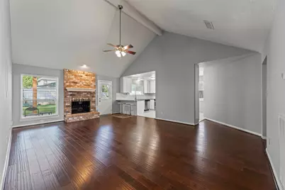 1019 Sugar Mountain Court, Sugar Land, TX 77498 - Photo 4