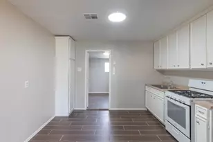 3322 McCrarey Dr, Houston, TX 77088 - Photo 6