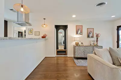 1119 W 30th Street, Houston, TX 77018 - Photo 8