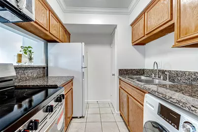 6402 Del Monte Drive #65, Houston, TX 77057 - Photo 8