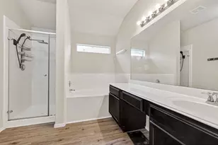 631 Honeysuckle Vine Dr, Rosenberg, TX 77469 - Photo 18