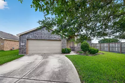 631 Honeysuckle Vine Drive, Rosenberg, TX 77469 - Photo 1