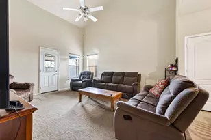 631 Honeysuckle Vine Dr, Rosenberg, TX 77469 - Photo 10