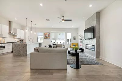 422 W 9th Street #106, Dallas, TX 75208 - Photo 4