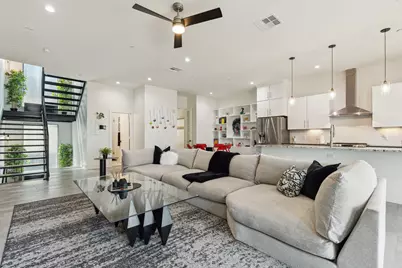 422 W 9th Street #106, Dallas, TX 75208 - Photo 6