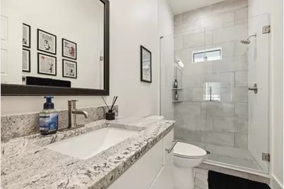 422 W 9th Street #106, Dallas, TX 75208 - Photo 12