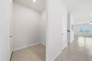 2703 Fairfield Landing Ln, Pearland, TX 77089 - Photo 6