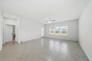 2703 Fairfield Landing Ln, Pearland, TX 77089 - Photo 10