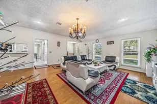 9915 Villa Verde Dr, Houston, TX 77064 - Photo 6