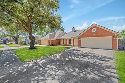 9915 Villa Verde Drive, Houston, TX 77064 - Photo 2