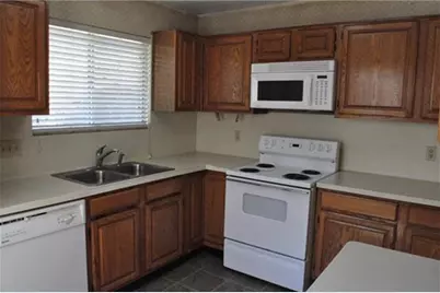 2119 Fountain Drive, Sugar Land, TX 77478 - Photo 2