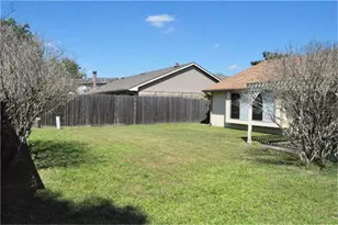 2119 Fountain Dr, Sugar Land, TX 77478 - Photo 16