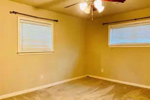 110 Tuna St, Galveston, TX 77550 - Photo 4