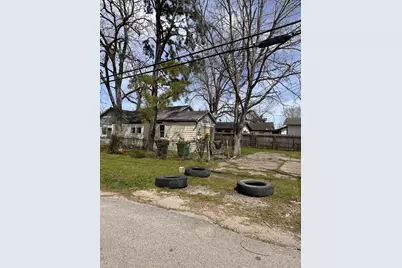 7402 Amarillo Street, Houston, TX 77020 - Photo 6