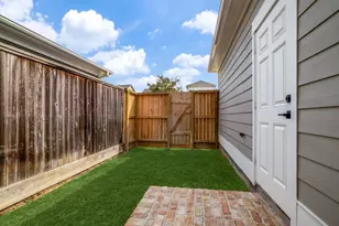 43 Red Harper Dr, Spring, TX 77389 - Photo 20