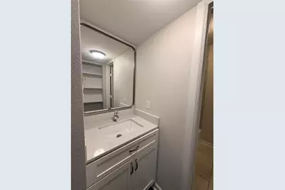 1824 Thonig Road #11, Houston, TX 77055 - Photo 8