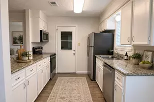 2402 Barak Ln, Bryan, TX 77802 - Photo 8